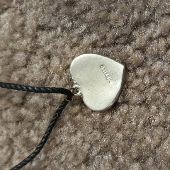 Heart necklace with inlay - Picture 3 of 4